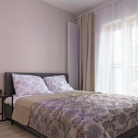 Exclusive 2Br! Apartment In Center +Netflix +Gym ワルシャワ エクステリア 写真