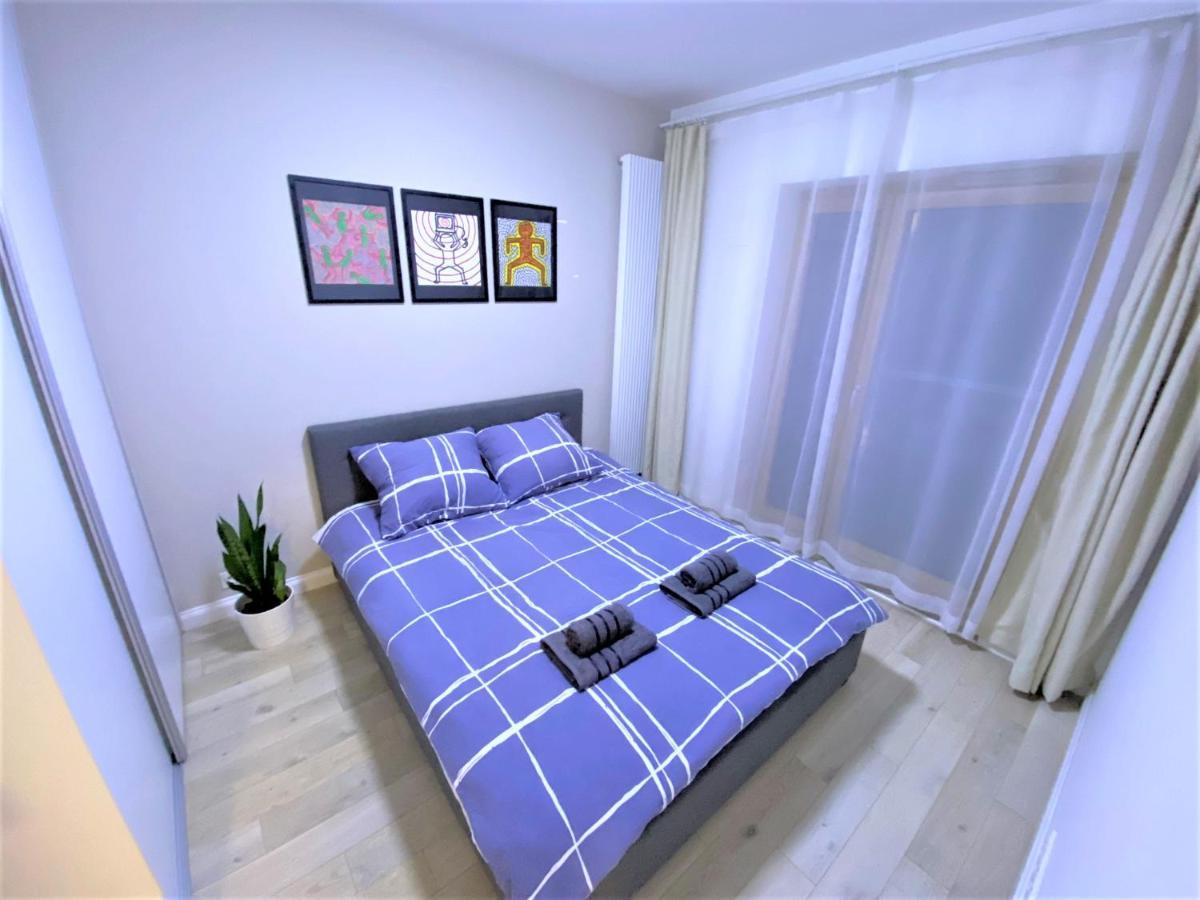 Exclusive 2Br! Apartment In Center +Netflix +Gym ワルシャワ エクステリア 写真