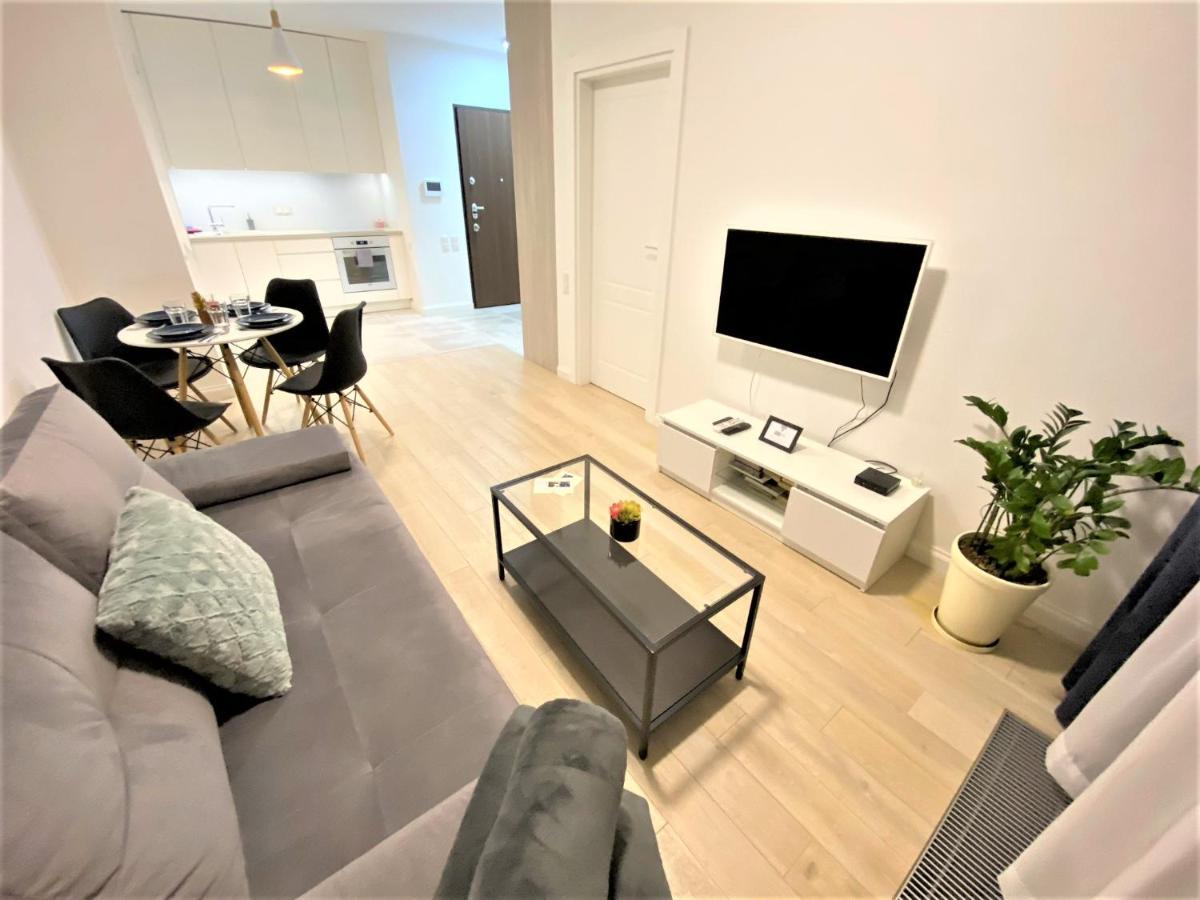 Exclusive 2Br! Apartment In Center +Netflix +Gym ワルシャワ エクステリア 写真