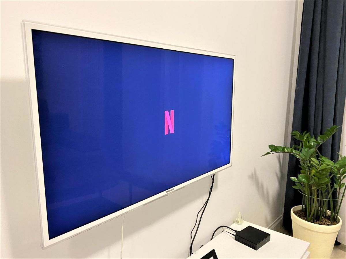 Exclusive 2Br! Apartment In Center +Netflix +Gym ワルシャワ エクステリア 写真